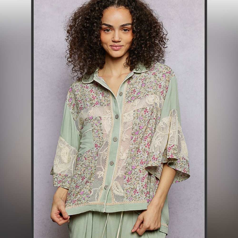 POL Sage Green Floral Lace-Trim Button Jacket